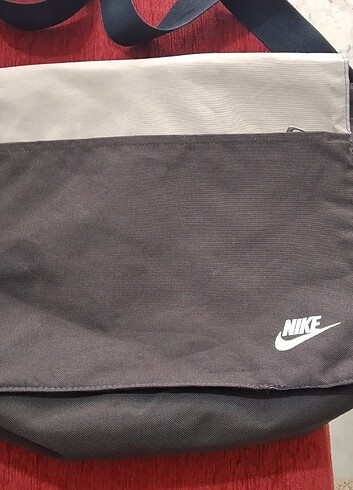  Beden Nike erkek kol çantası 