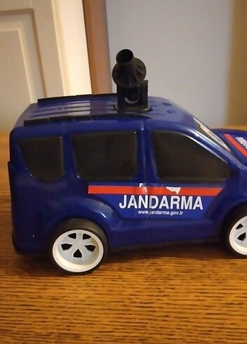 Oyuncak jandarma arabası