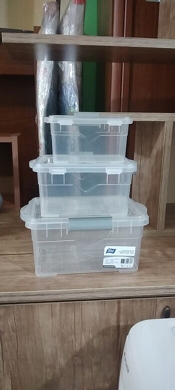 3 adet kapaklı saklama kabı 