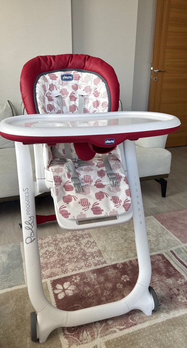 Kırmızı ve Gri Chicco Mama Sandalyesi - Görsel 4