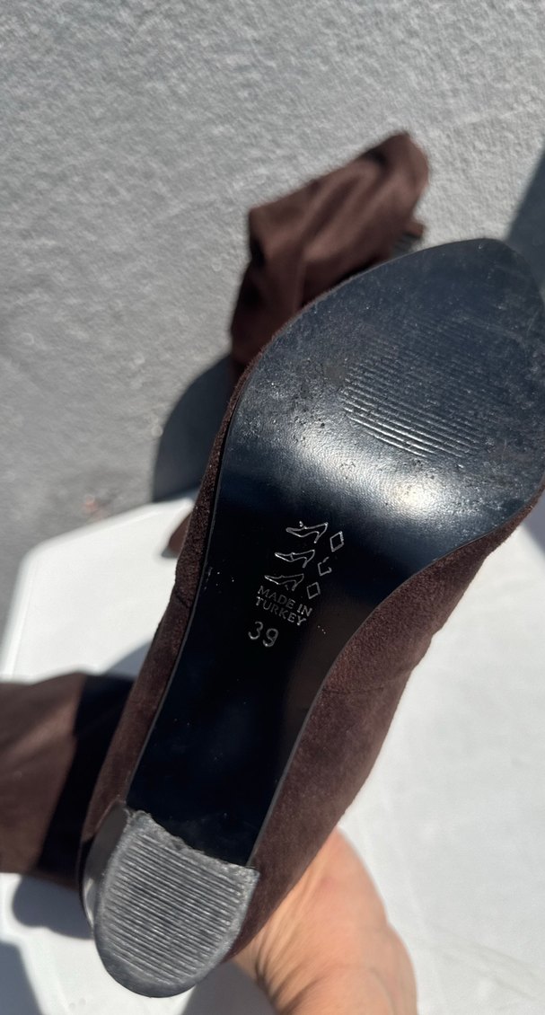 39 numara. Püsküllü Kahverengi Süet Dizüstü Çizme - Görsel 4