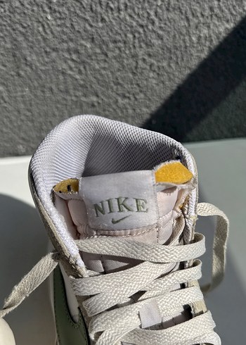36,5 Beden beyaz Renk Nike Beyaz Kadın Spor Ayakkabı Velcro Bağcıklı