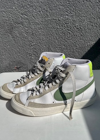 Nike Beyaz Kadın Spor Ayakkabı Velcro Bağcıklı - Görsel 5