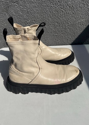 ZARA. 36 numara. Bej Platform Topuklu Kadın Bot