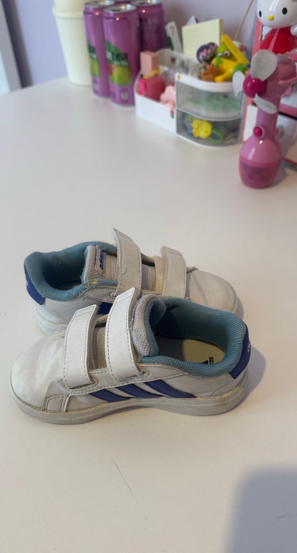 Erkek Çocuk Beyaz Adidas Spor Ayakkabı 25,5 numara - Görsel 5