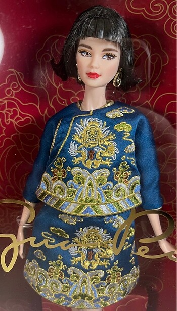  Beden Barbie Signature Çin yılbaşısı bebeği