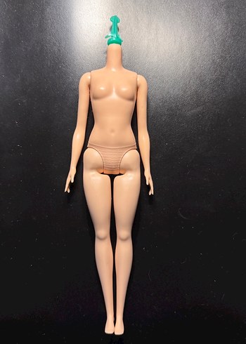 Barbie 214 fashionistas vücut
