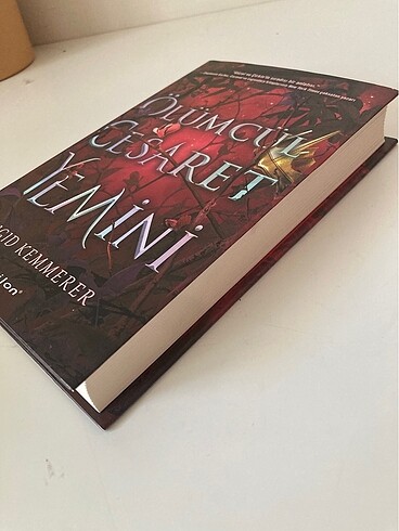 Beden Renk Ciltli Ölümcül Cesaret Yemini/Brigid Kemmerer/Epsilon yayınları/