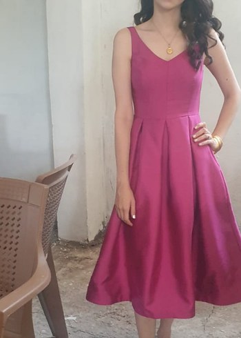 Pembe V Yakalı Saten Midi Elbise - Görsel 3