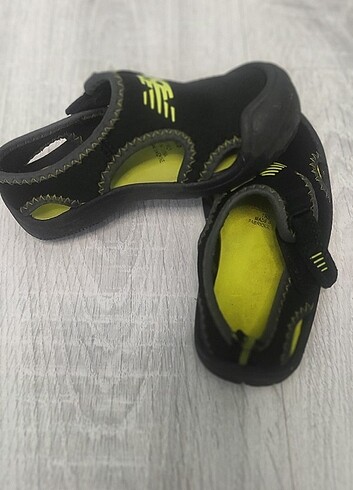 New Balance New balance sandalet 22.5 numara