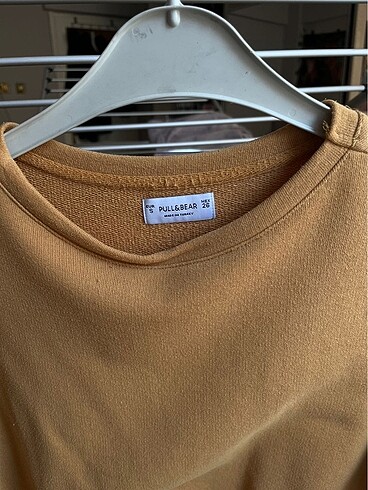 pull and bear sweatshirt