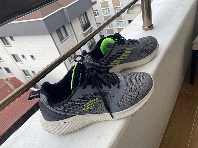 40 Beden Skechers erkek ayakkabbı