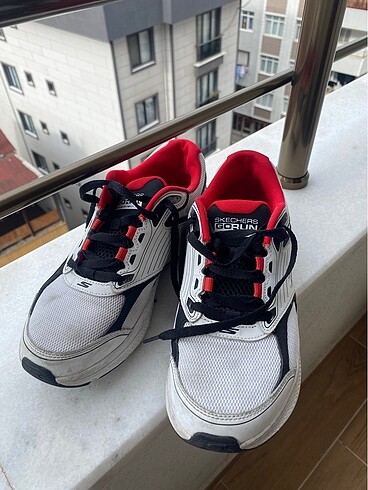 40 Beden Skechers erkek ayakkabı