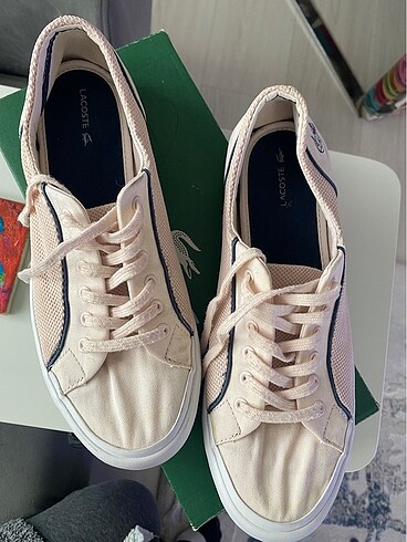 38 Beden ten rengi Renk Lacoste 38