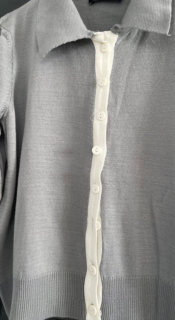 Gri Düğmeli Kadın Keten Hırka - Görsel 3