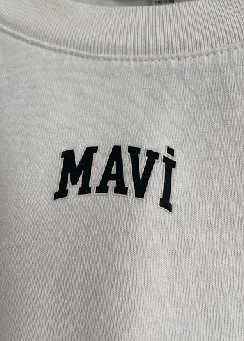 Beyaz Mavi Baskılı Kısa Kollu Tişört - Görsel 3