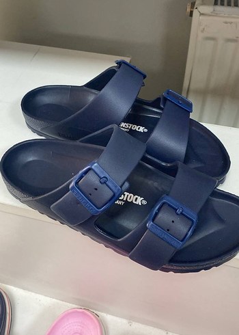 Siyah Tokalı Erkek Terlik - Görsel 2