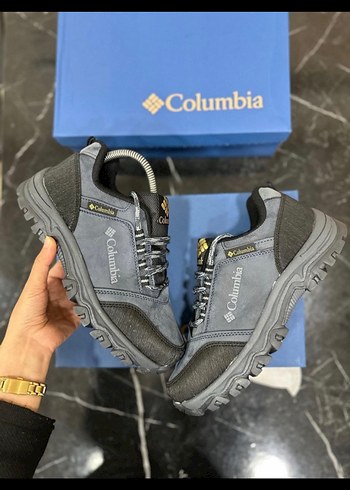 Columbia 40