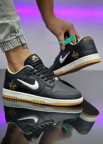 Nike Siyah Bağcıklı Erkek Spor Ayakkabı