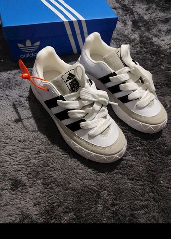 Adidas Beyaz Kadın Spor Ayakkabı