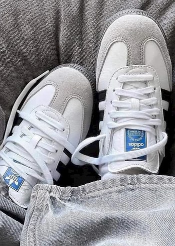 39 Beden beyaz Renk Adidas Beyaz Siyah Samba Sneakers