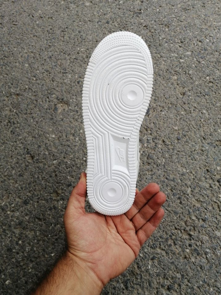 Nike Air Force 1 Beyaz Spor Ayakkabı — görsel 2/5