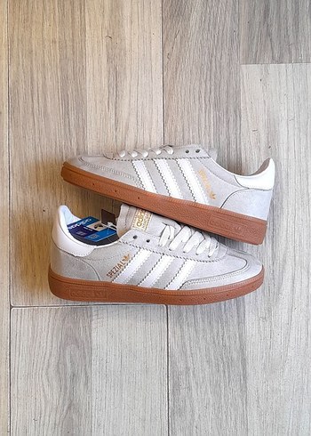 Adidas ürünü