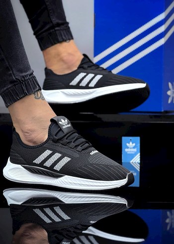 Adidas Siyah Beyaz Spor Ayakkabi