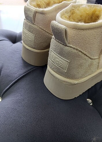 39 Beden ten rengi Renk Kadin ugg botu 