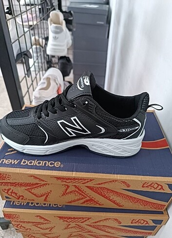 Newbalance ünisex spor ayakkabisi 