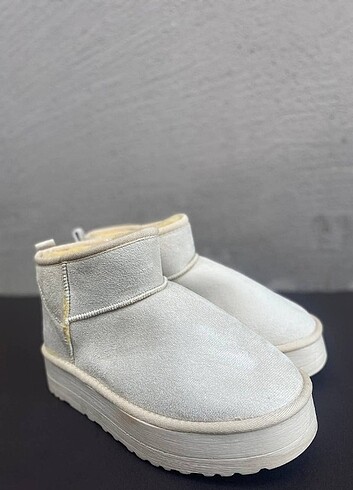 38 Beden Kadin ugg botu