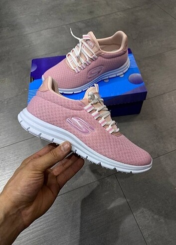 Skechers Kaşın spor ayakkabisi