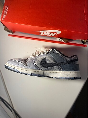 42.5 Beden NİKE DUNK 42.5 BU FİYATA KAÇMAZ!!!