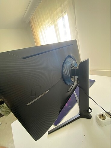  Beden Samsung oddysey g3 165 hz 27 inc