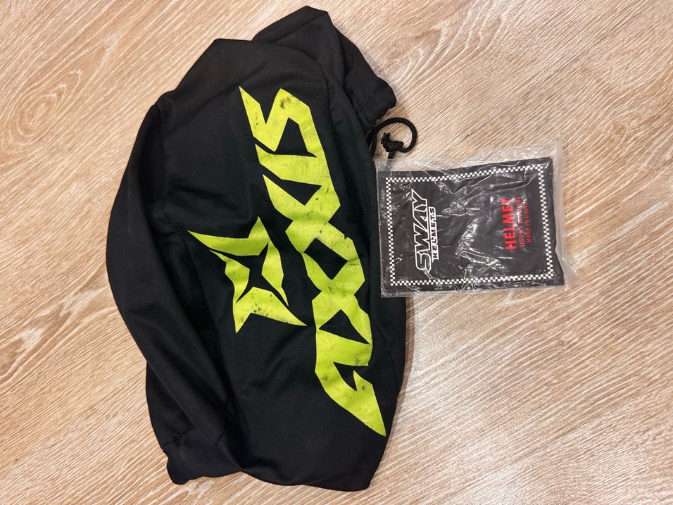 Renkli Biker Motosiklet Kaskı Velcro - Görsel 4