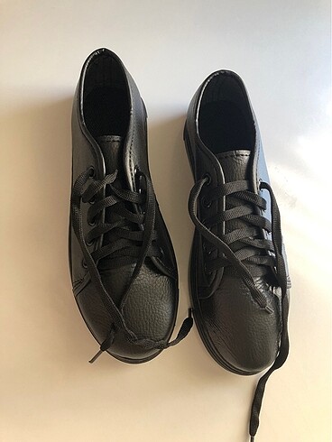 Siyah spor ayakkabı - Görsel 3