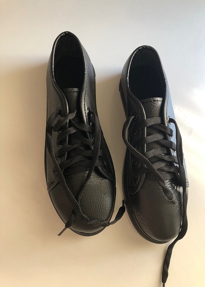 Siyah spor ayakkabı - Görsel 3