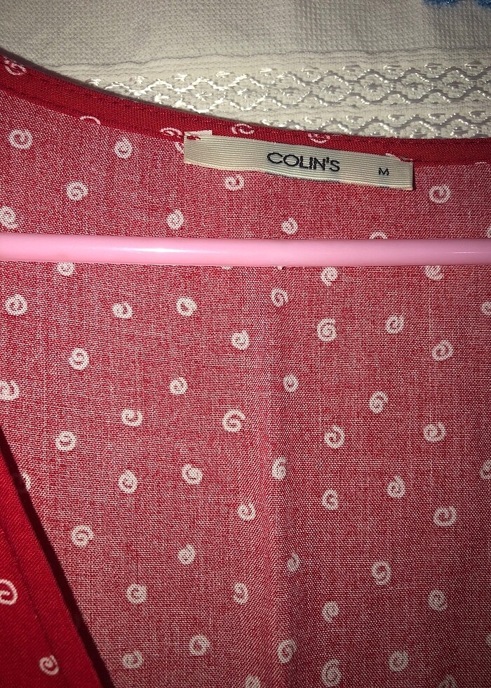 Kuramızı puantiyeli elbise - Görsel 3