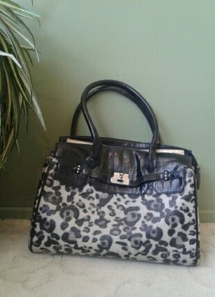 Zara leopar desenli canta