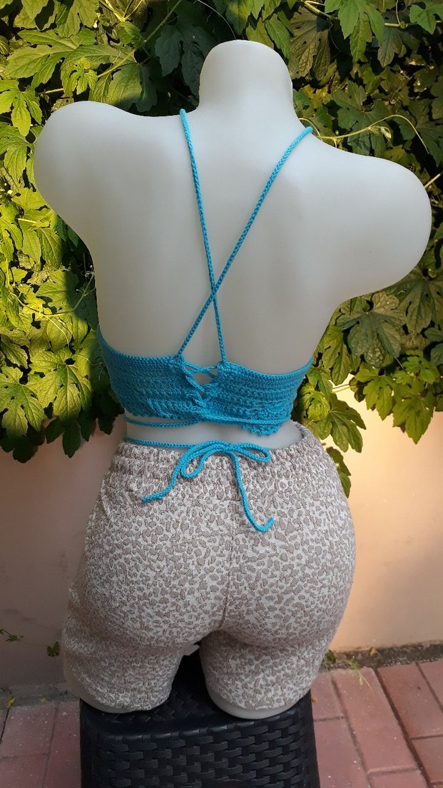 Mavi dantel detaylı el emeği #bluz #crop #büstiyer - Görsel 4