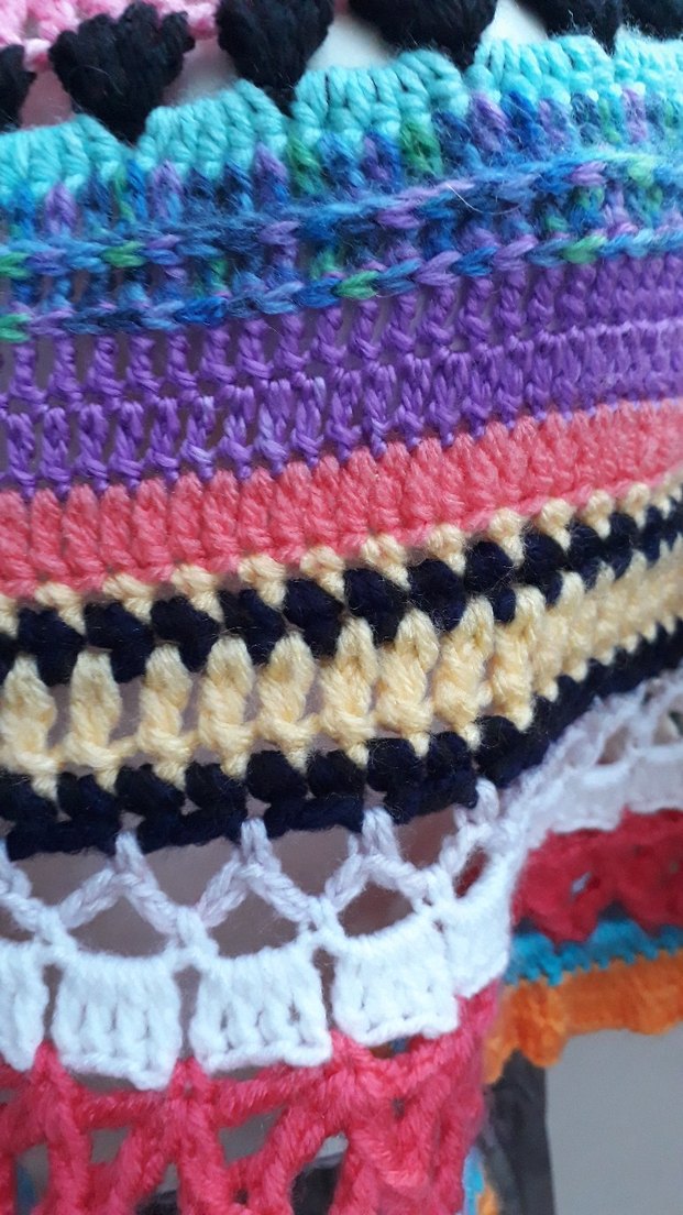 Renkli Bohem Örgü Kısa Bluz #bluz #crop #büstiyer - Görsel 4