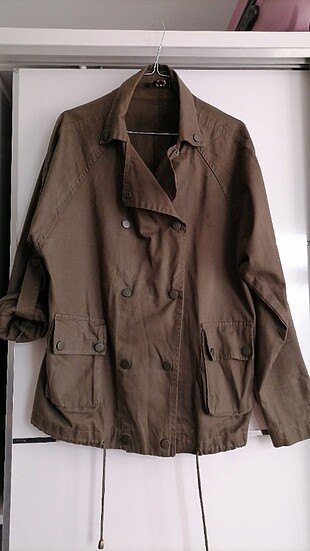 trenchcoat