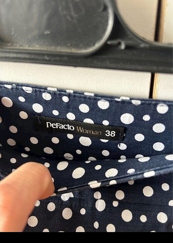 Düğmeli Mavi Puantiyeli Mini Denim Hamile Pantolonu