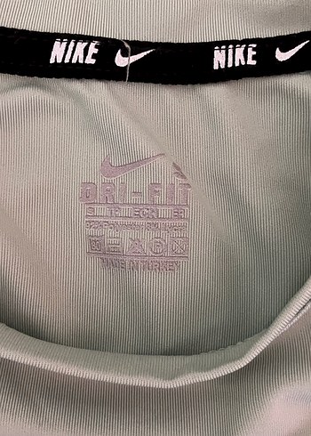 Nike yeşil crop - Görsel 2