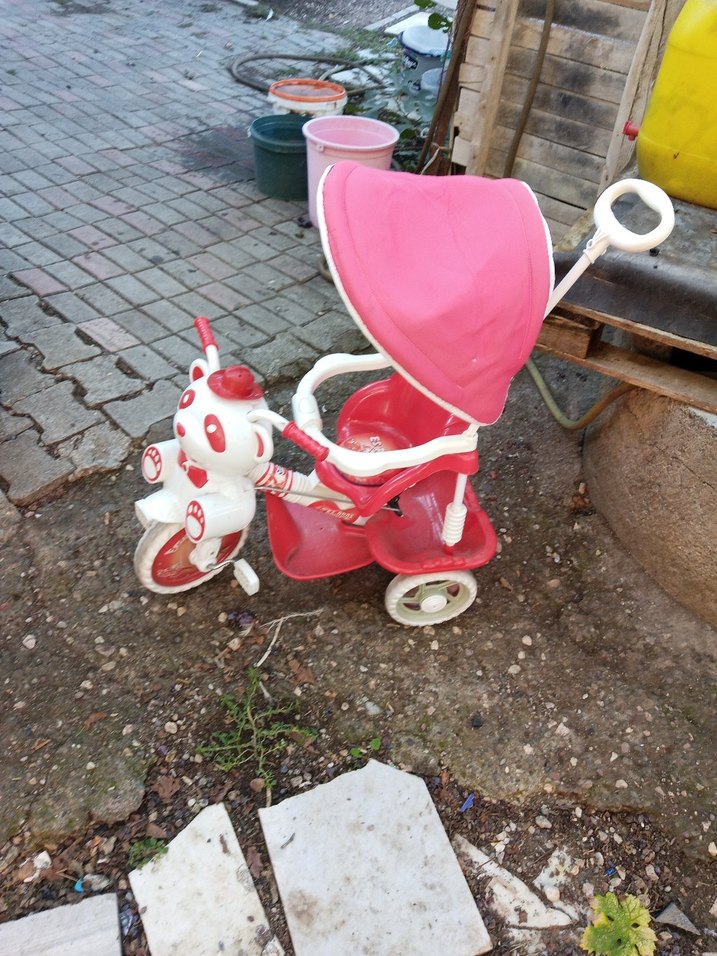 Pembe Renk Çocuk Üç Tekerlekli Bisiklet - Görsel 4