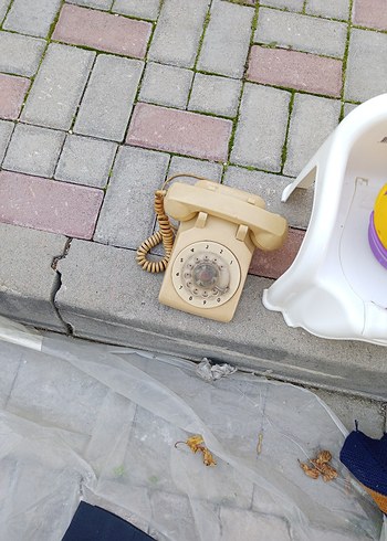 Pastel Beyaz Döner Telefon - Görsel 2