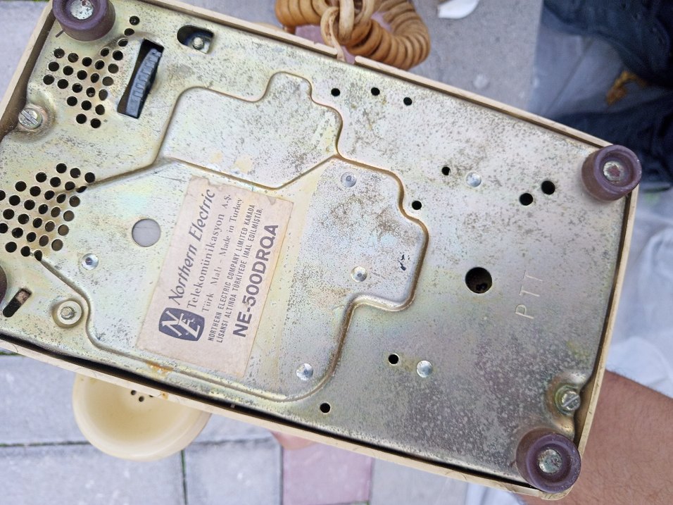 Pastel Beyaz Döner Telefon - Görsel 4