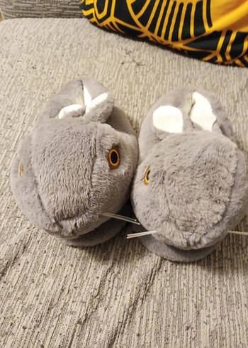 Gri Kürklü Kız Çocuk Ev Terliği - Görsel 2