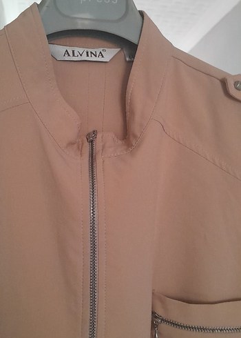 Bej Düğmeli Uzun Kadın Kaban - Görsel 2