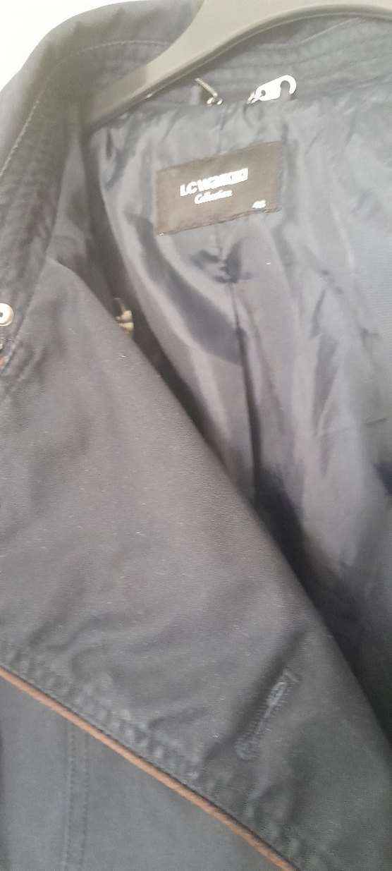 Kadın Siyah Düğmeli Uzun Trençkot - Görsel 3